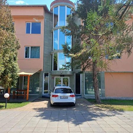 Интернационал Hotel Kulata Exterior foto