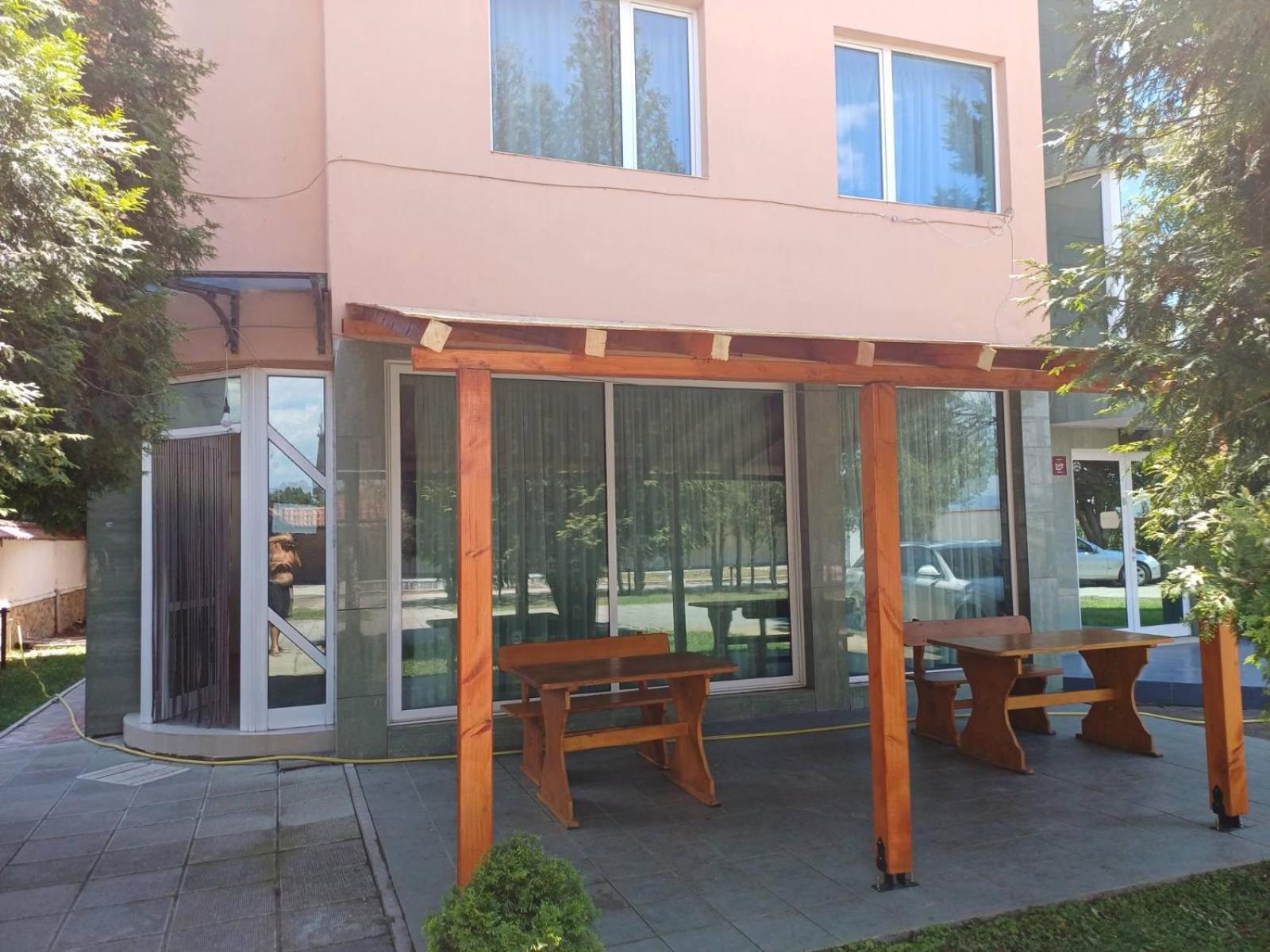 Интернационал Hotel Kulata Exterior foto